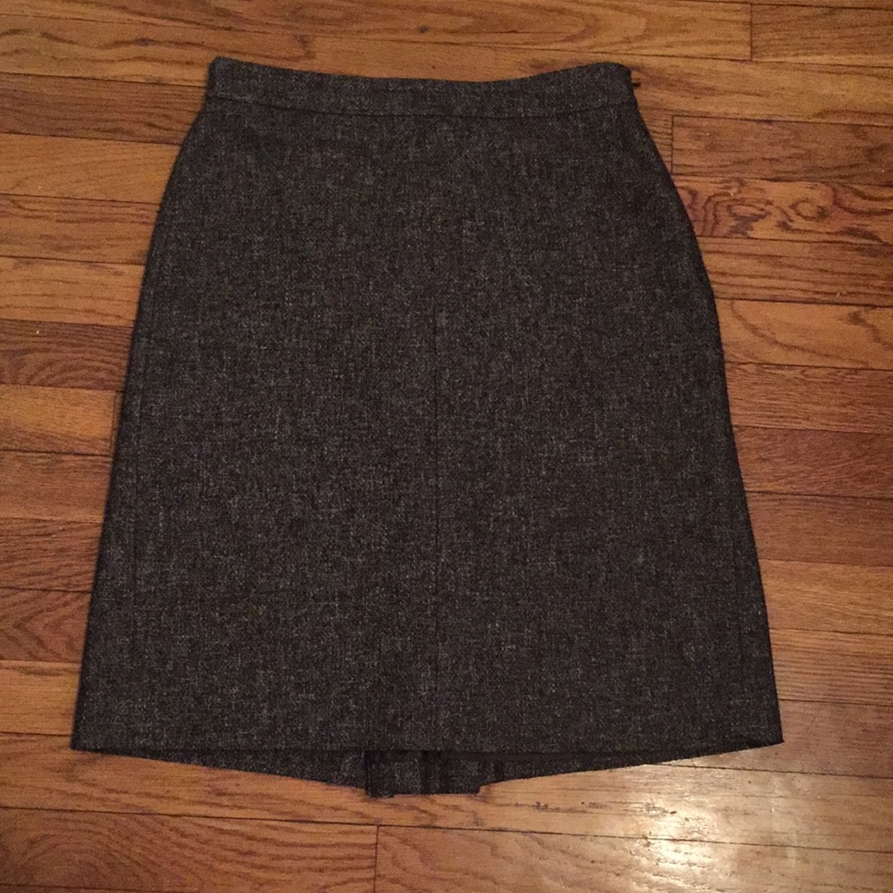 EVERYTHING MUST GO Ann Taylor a-line tweed skirt